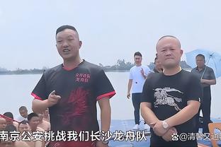 C罗晒与乔治娜沙滩度假照片：我的灵魂伴侣